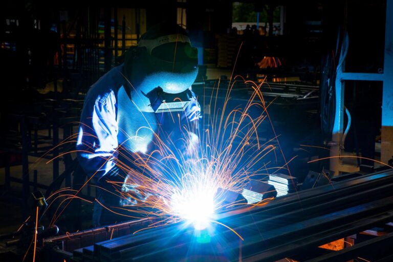 How Much Can a New Welder Make in Their First Month? A Realistic Pay Breakdown